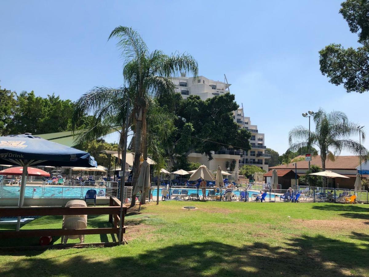 Kfar Maccabiah Business & Sport Hotel Ramat Gan Esterno foto